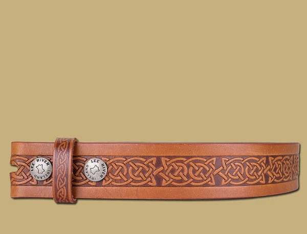 Book of Kells Knotwork Pattern Brown Leather Belt - Image 2
