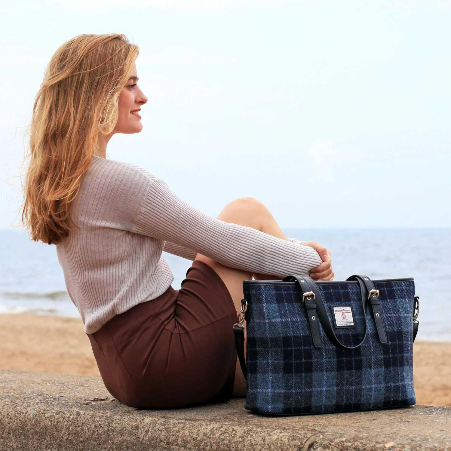 Harris Tweed Large Tote Bag with Shoulder Strap - Image 23