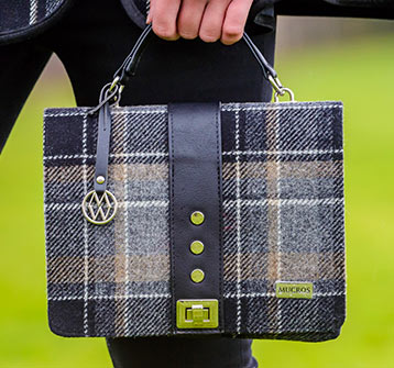 Mucros Weavers Fiona Bag - Image 7
