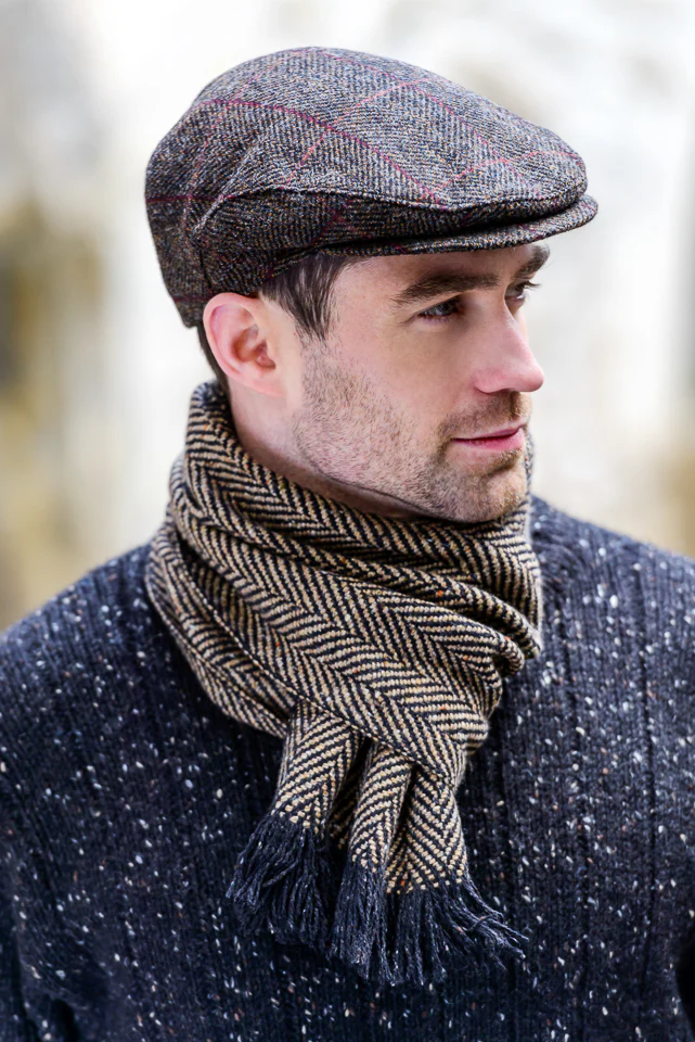 Mucros Weavers Irish Tweed Trinity Flat Cap - Image 8