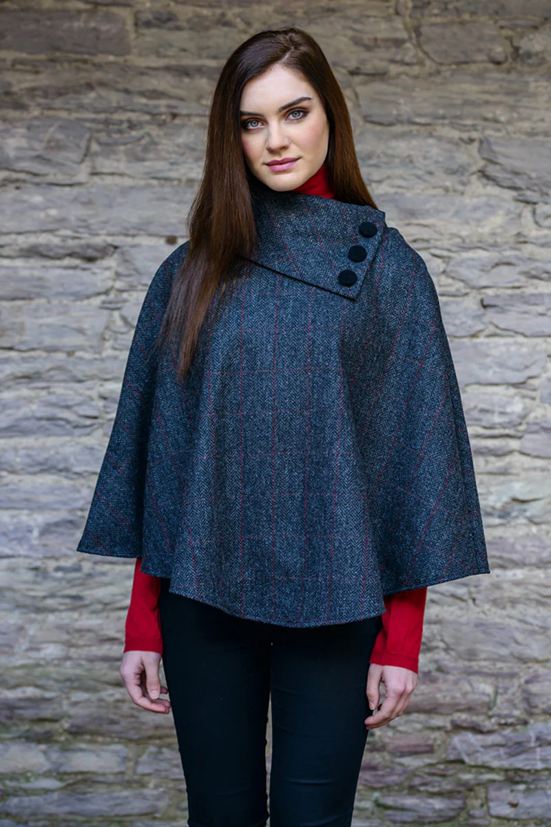 Mucros Weavers Poncho - Image 17