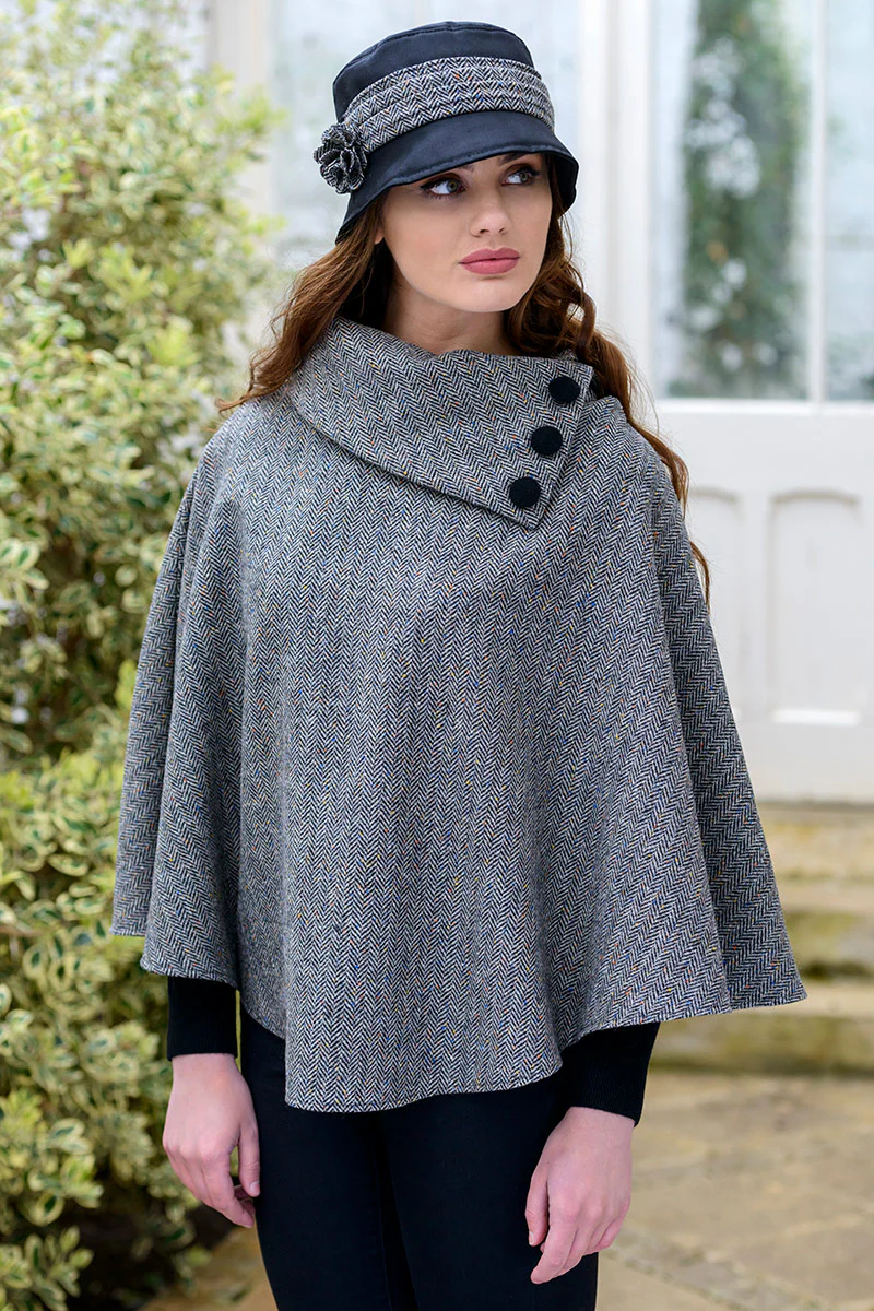 Mucros Weavers Poncho - Image 7