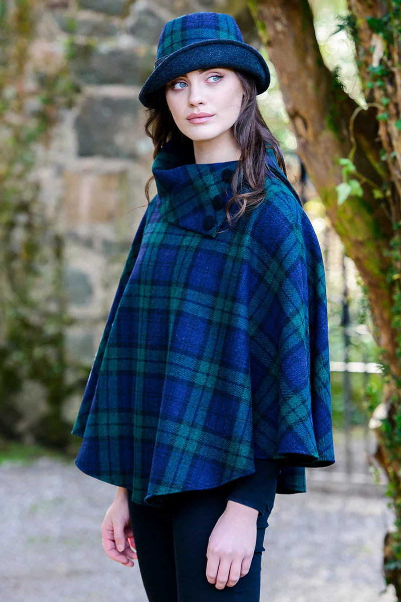 Mucros Weavers Poncho - Image 9