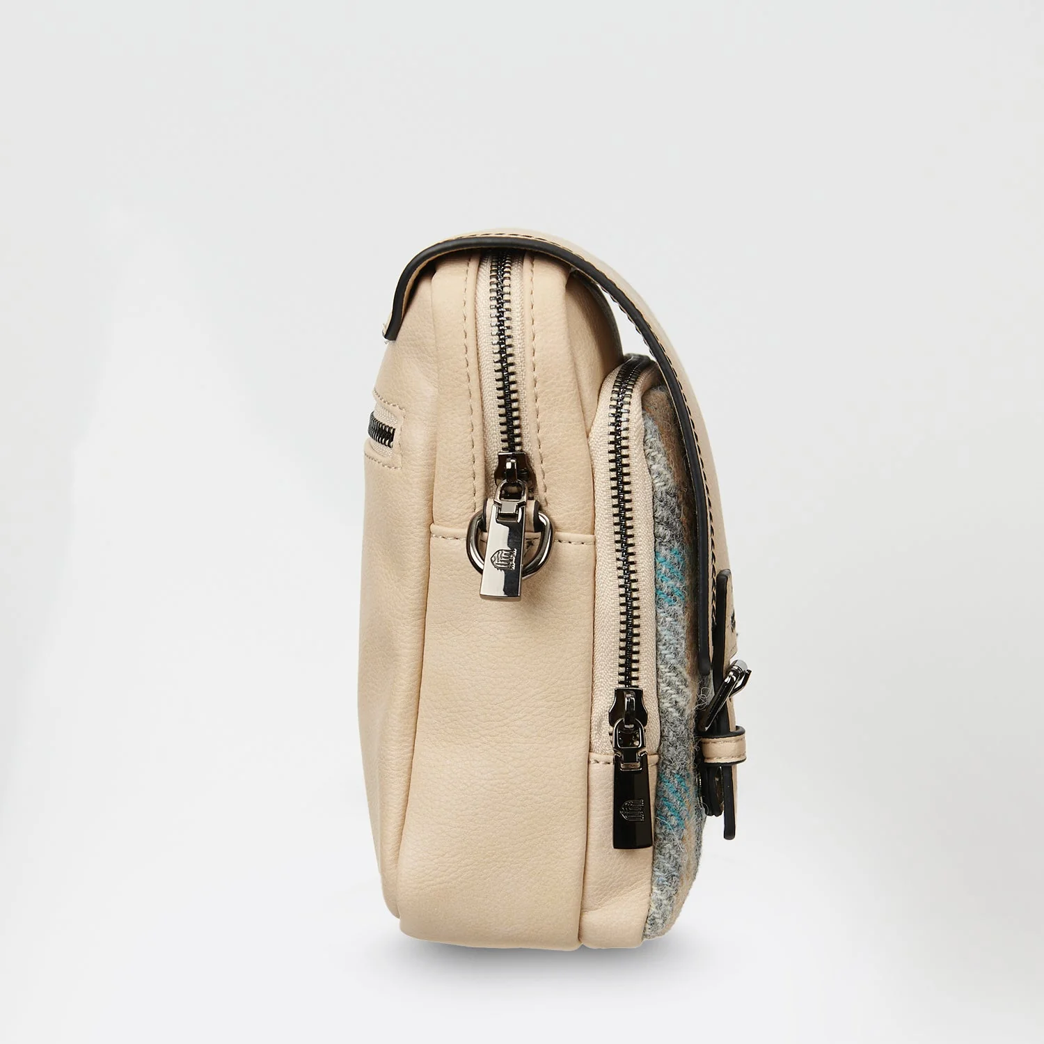 The Baby Jura Crossbody Bag - Image 9
