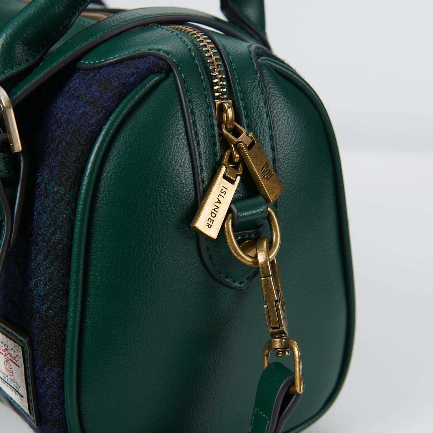 The Medium Duffel - Image 8