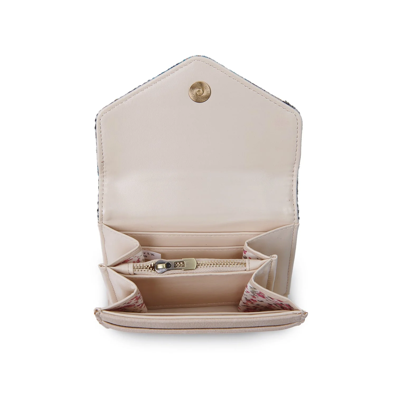 The Small Clasp Wallet - Image 37