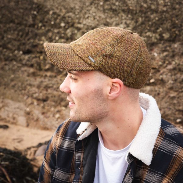 Tweed Baseball Style Cap with Earflaps - Image 14