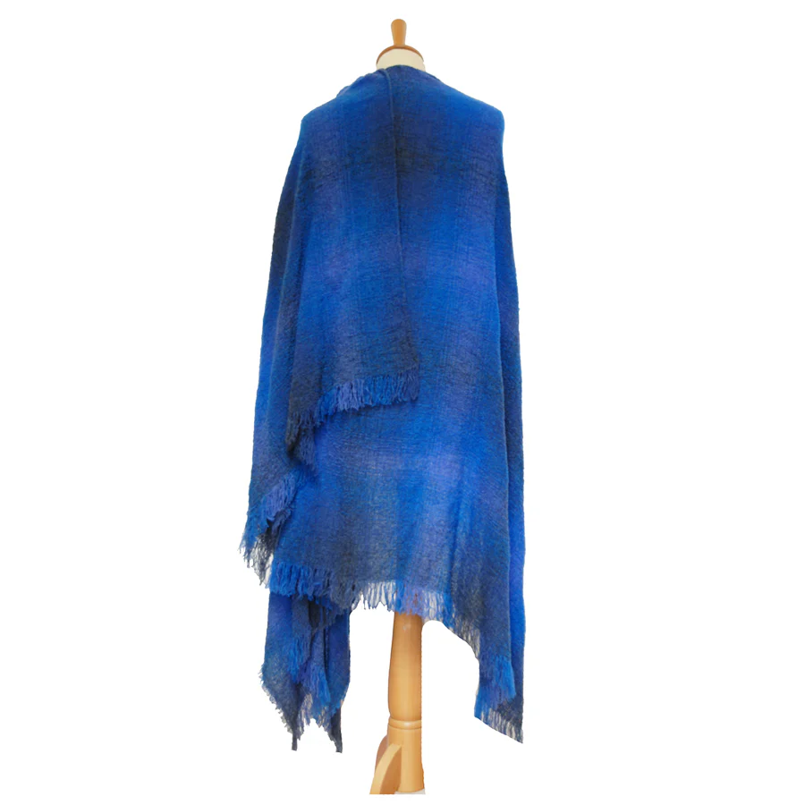 Women's Lambswool Celtic Ruana - Image 11